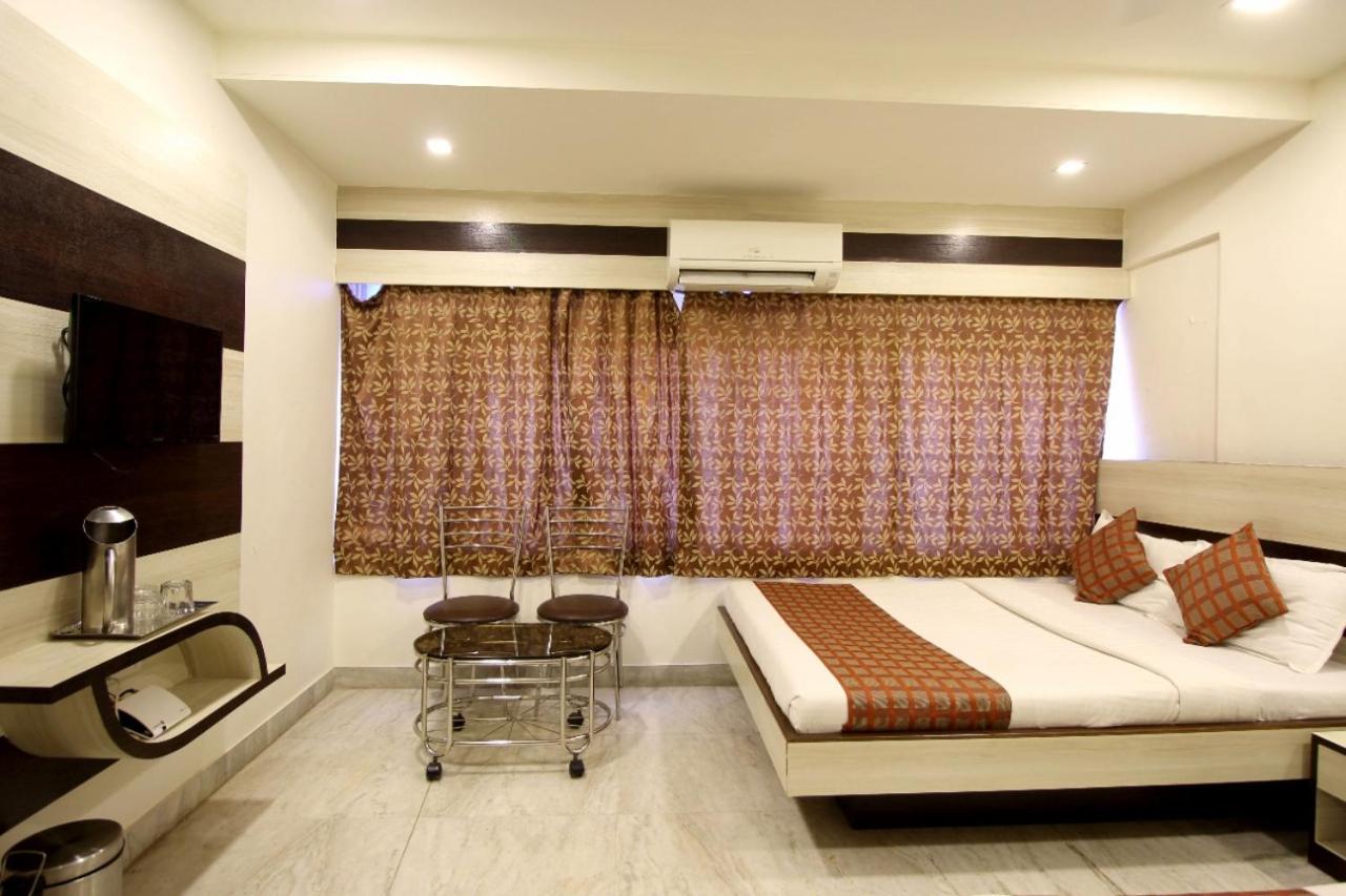 מומביי Hotel Oc Residency מראה חיצוני תמונה