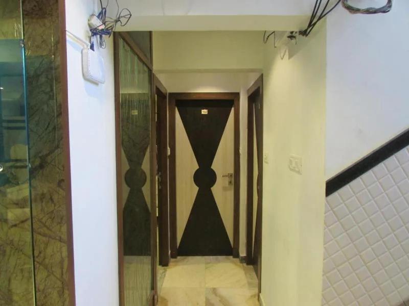 מומביי Hotel Oc Residency מראה חיצוני תמונה
