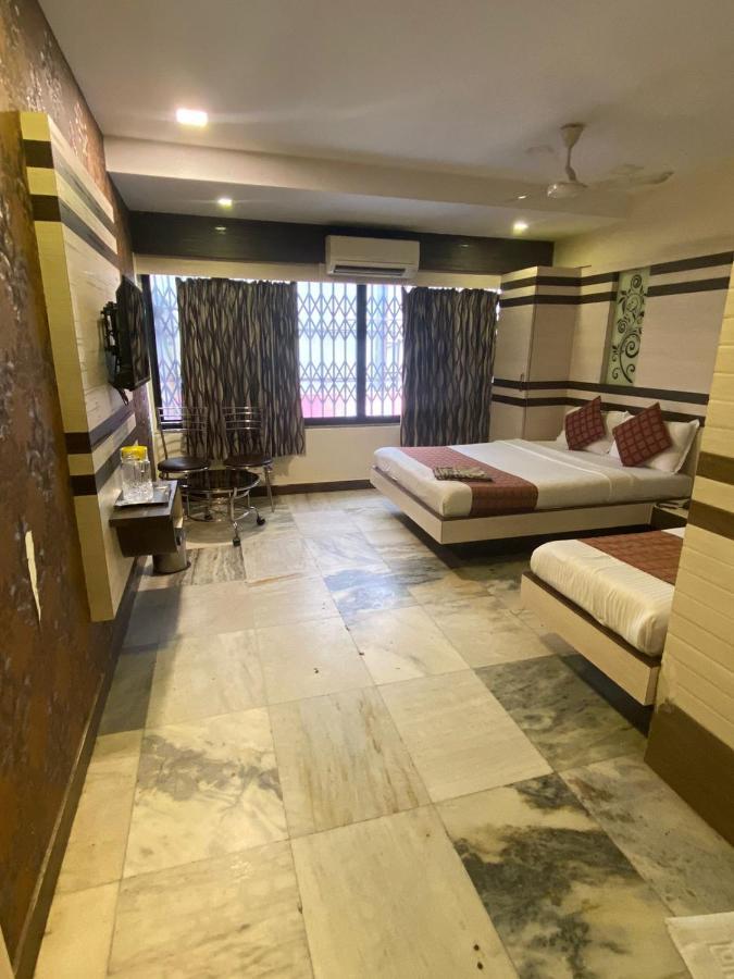 מומביי Hotel Oc Residency מראה חיצוני תמונה