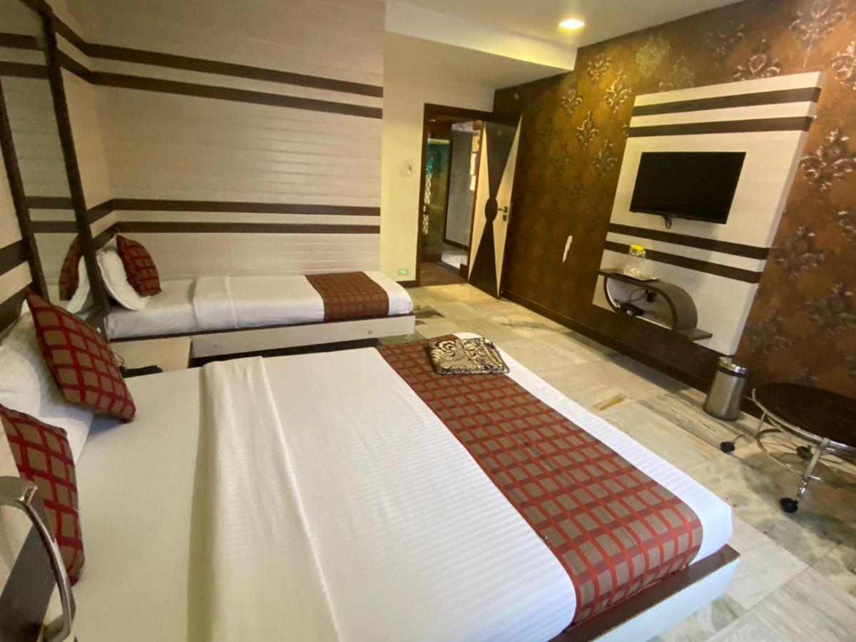 מומביי Hotel Oc Residency מראה חיצוני תמונה