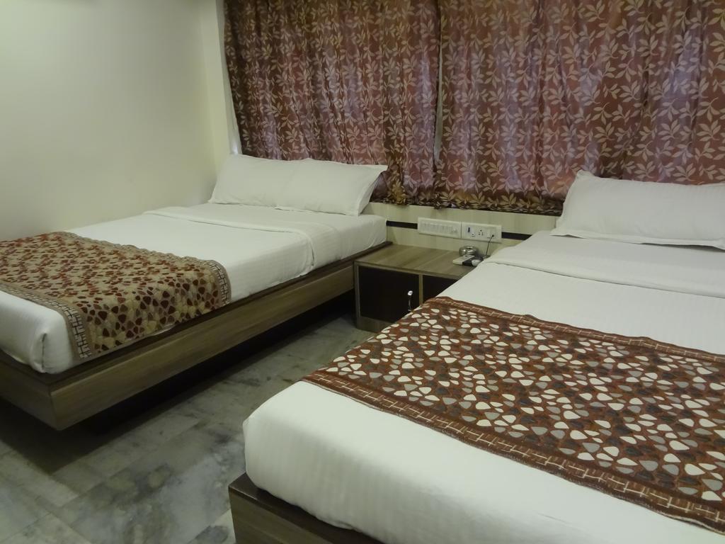 מומביי Hotel Oc Residency מראה חיצוני תמונה