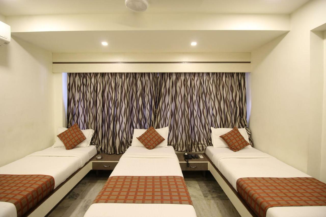 מומביי Hotel Oc Residency מראה חיצוני תמונה