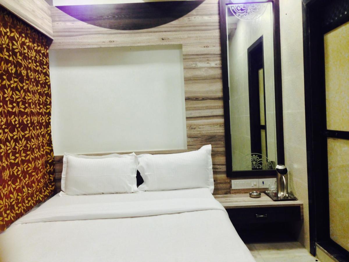 מומביי Hotel Oc Residency חדר תמונה
