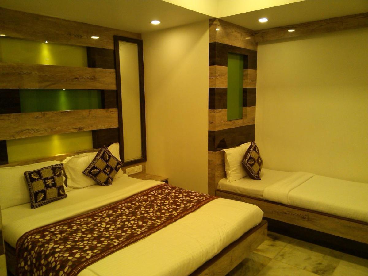 מומביי Hotel Oc Residency חדר תמונה